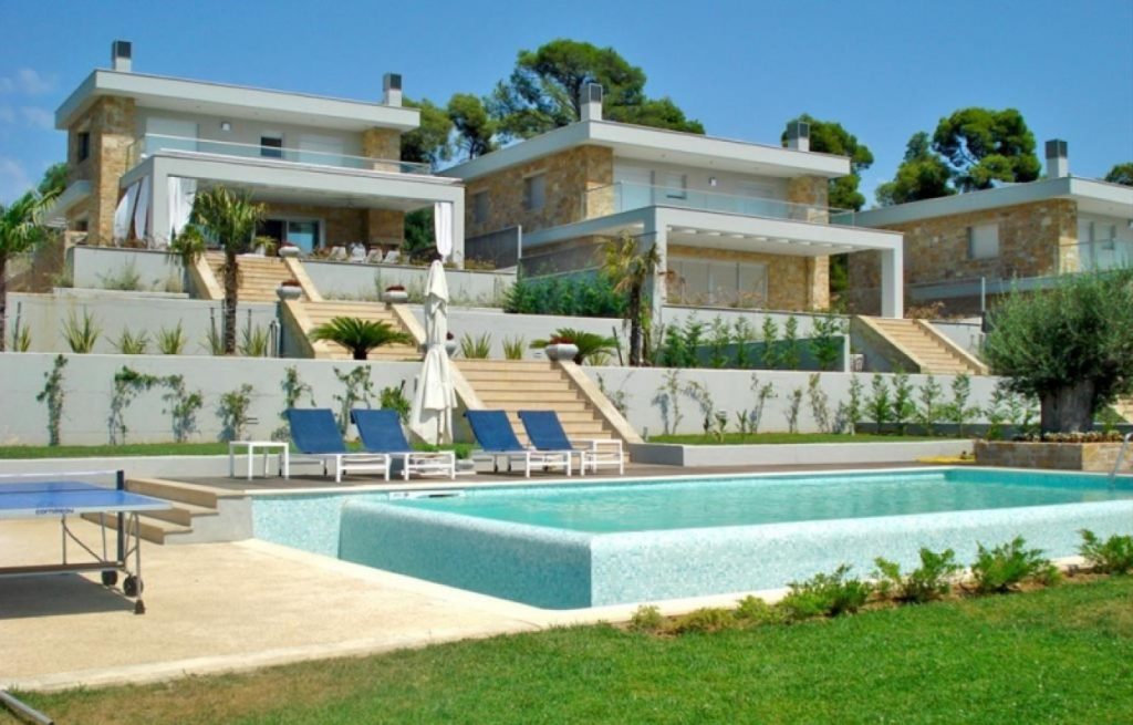 Luxury 4-Bedroom Villa with Private Pool near Sani Resort, Halkidiki