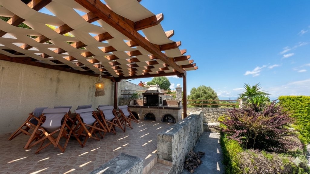 A Stylish 3-bedroom Villa with Private Pool, Garden and Open Views