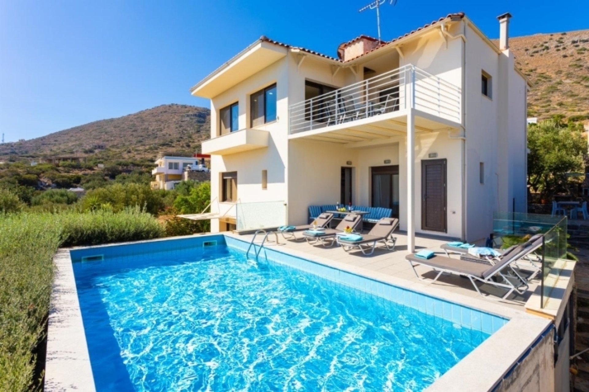 Villa Veyra – Modern Luxury with Panoramic Views of Mirabello Bay — 4