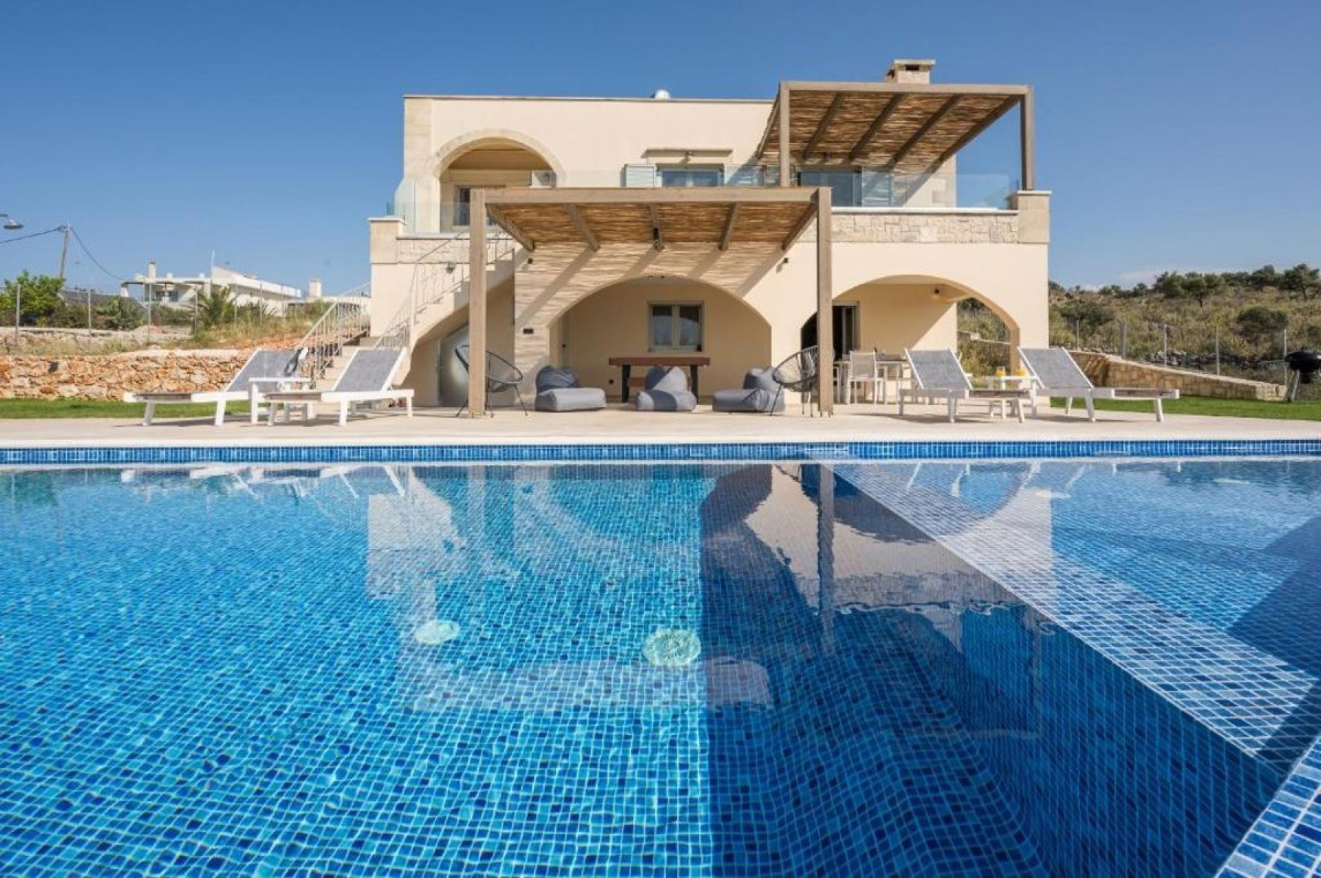 Renovated Stone Villa in Drapanos | Infinity Pool, Sea Views & Income Apartment — 6