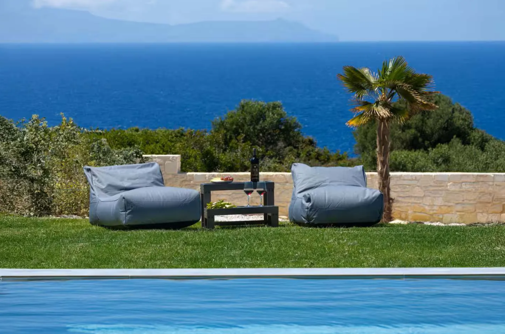 Contemporary Newly Built Seaview Villa — 1
