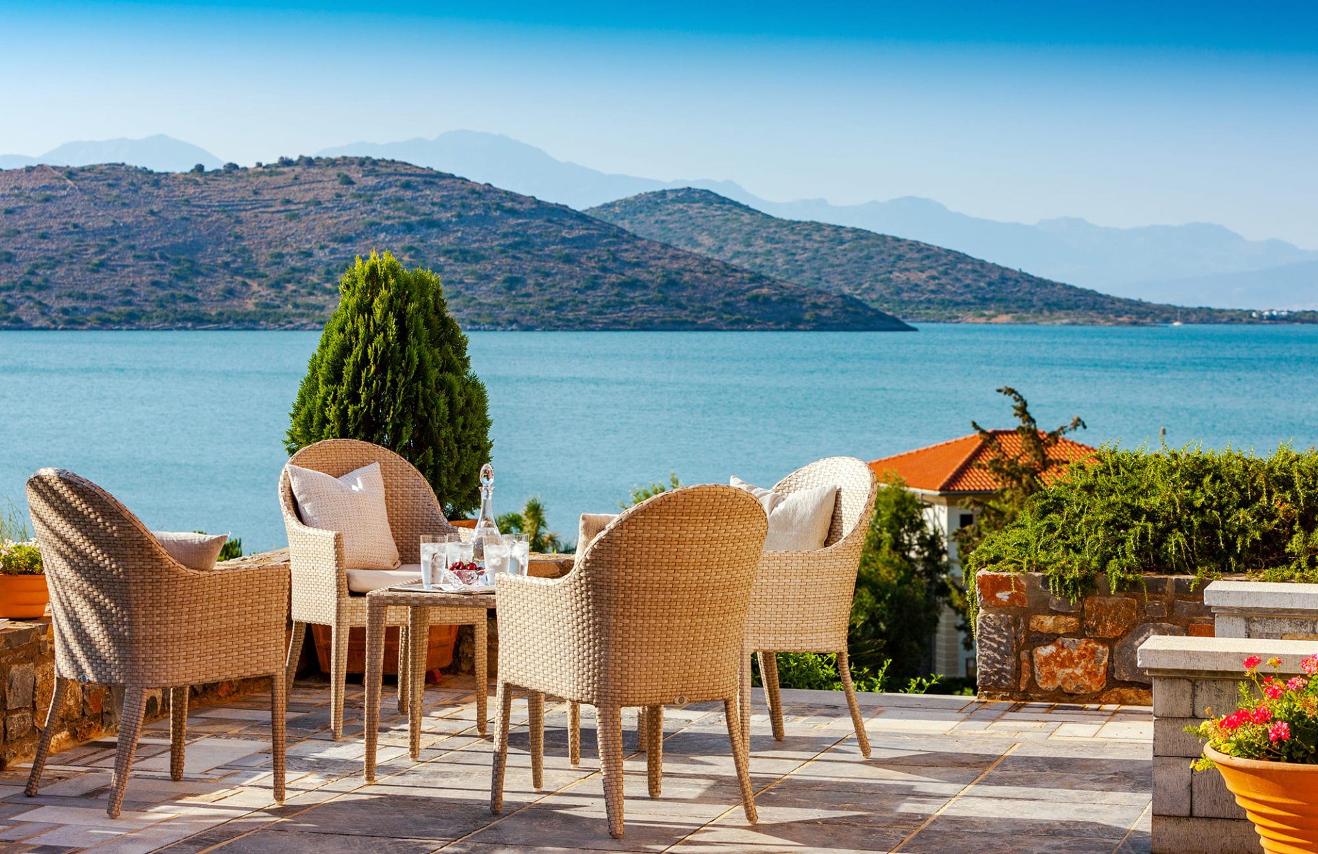 Villa Mycena – Seafront Luxury with Panoramic Views of Spinalonga — 1