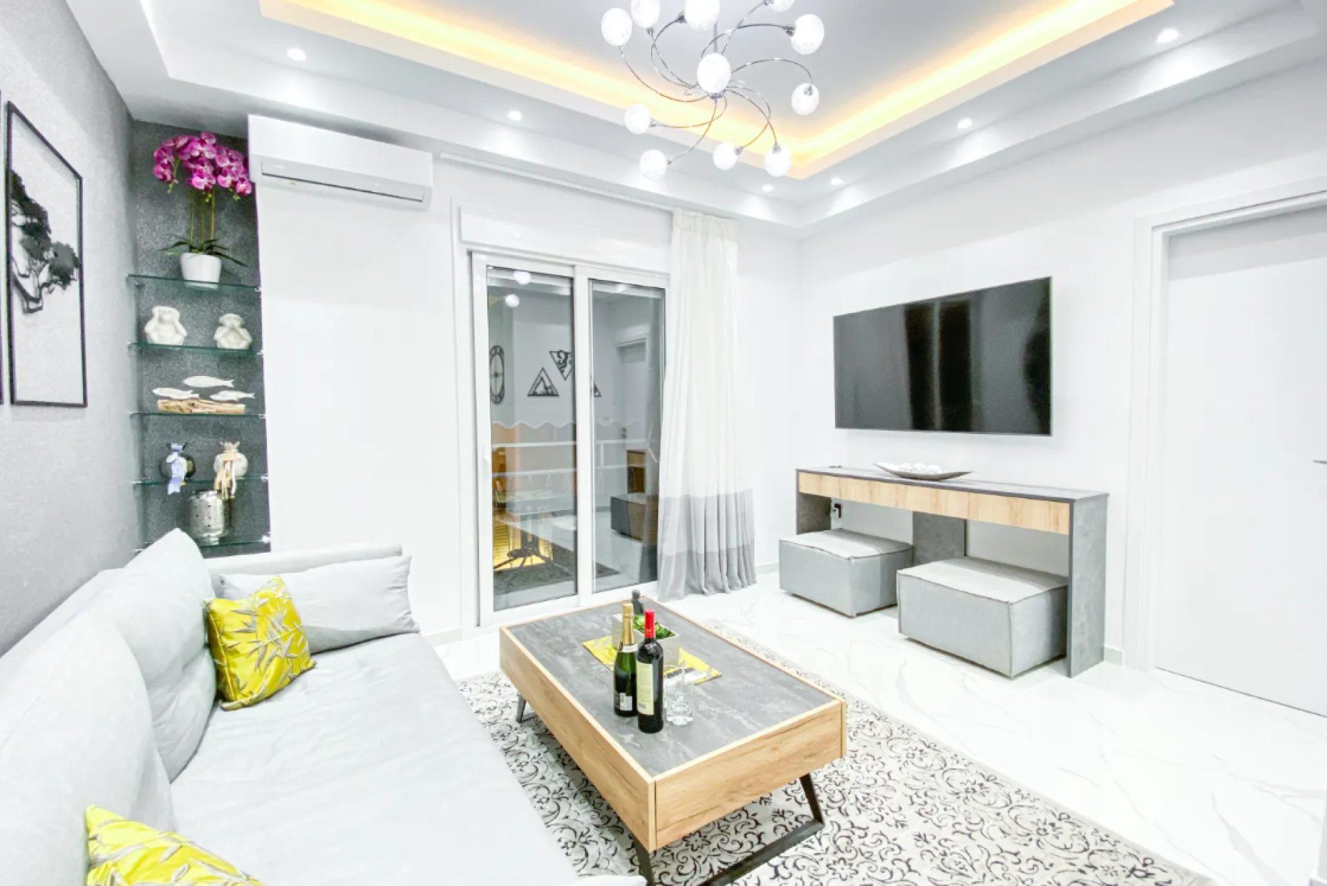 Elegant 2-Bedroom Apartment in the heart of Kolonaki — 2