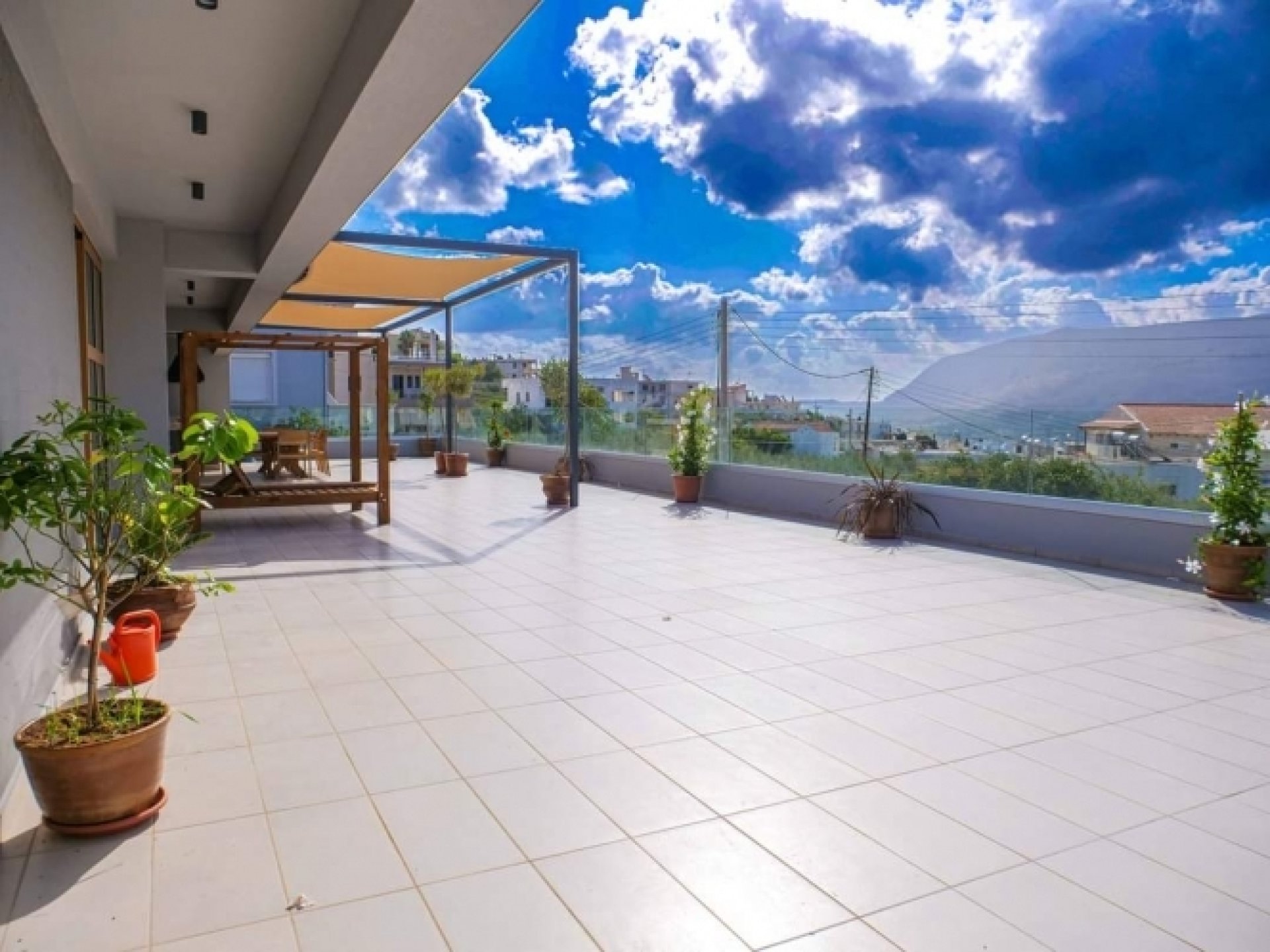 Spacious Luxury Villa with Pool and Panoramic Views — 3