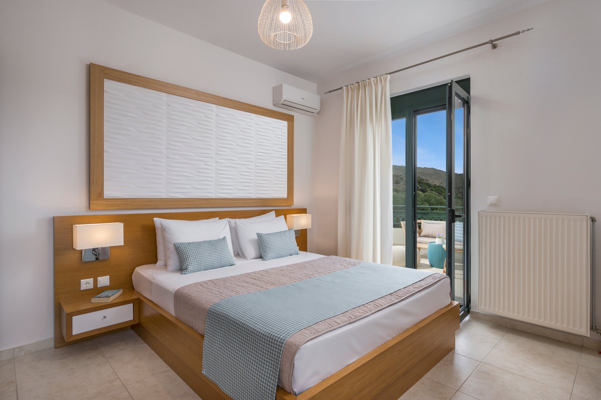 Luxury 4 Bedroom Villa with Pool and Panoramic Views – Fully Furnished & Turn-Key — 5