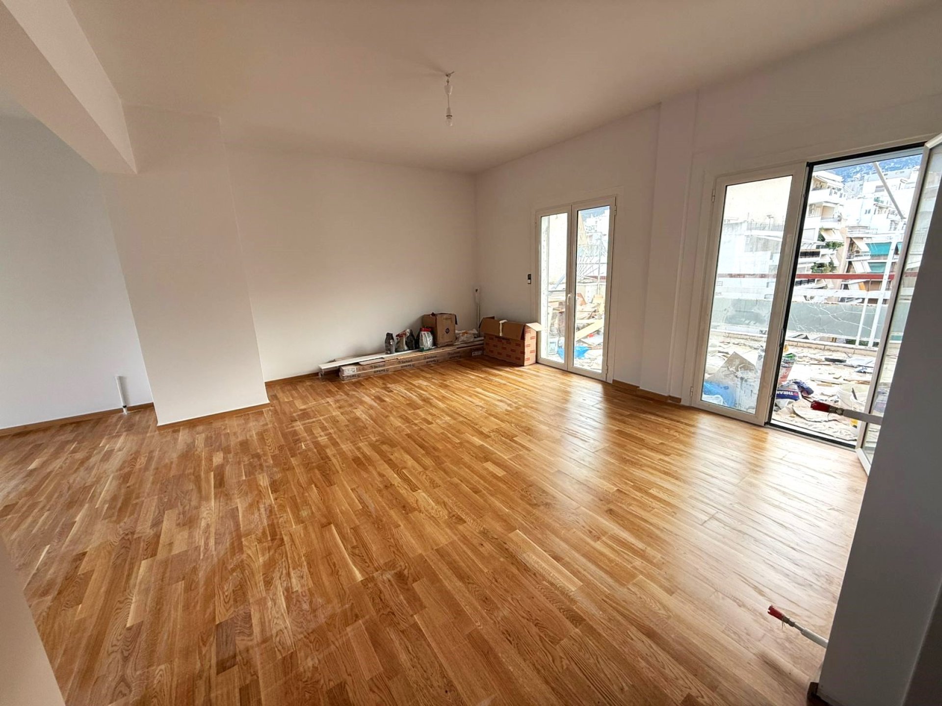 Bright 6th-Floor Apartment with Open Views | Zografou — 3