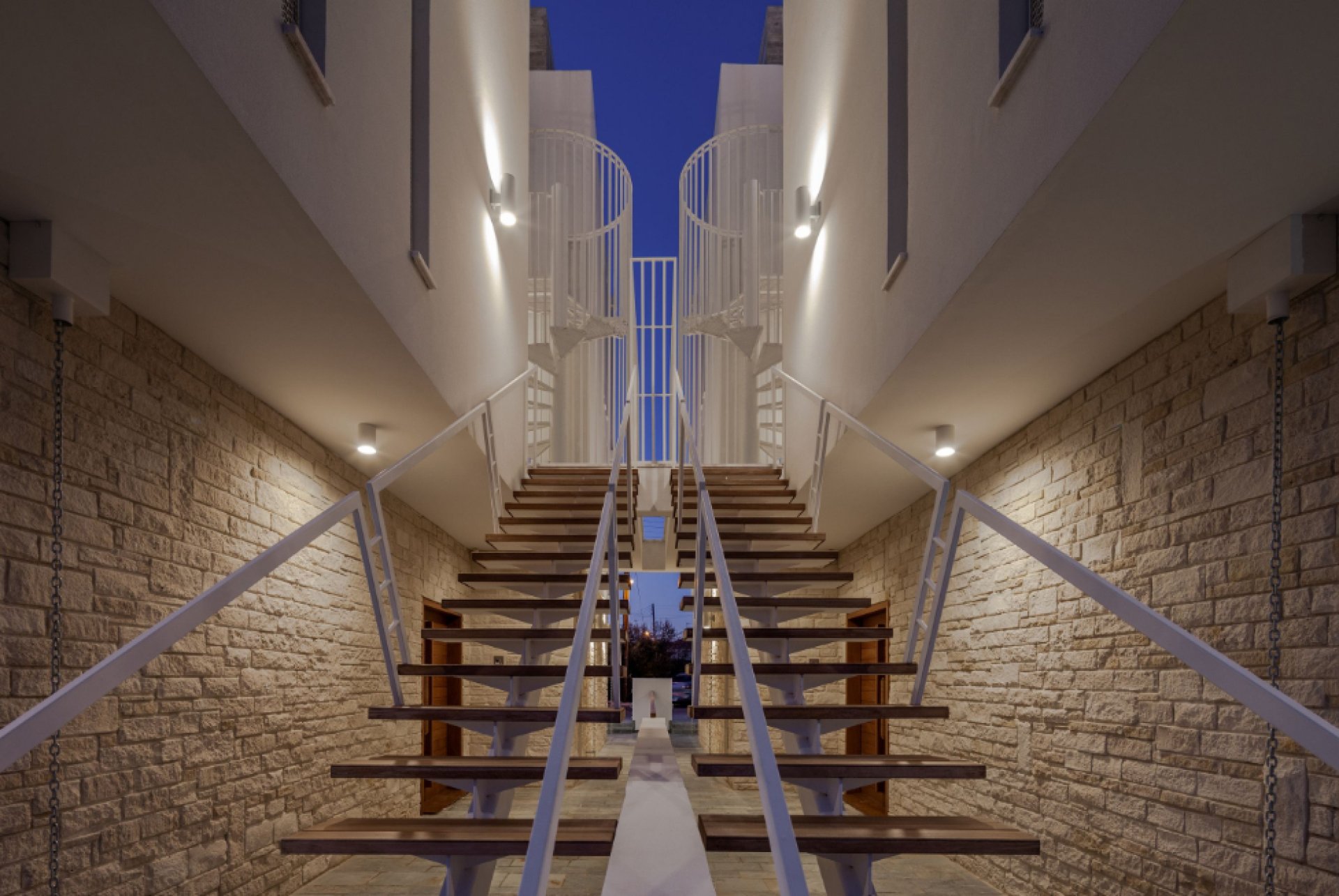 A Landmark 4-Bedroom Villa with Rooftop Pool in the Heart of the City — 4