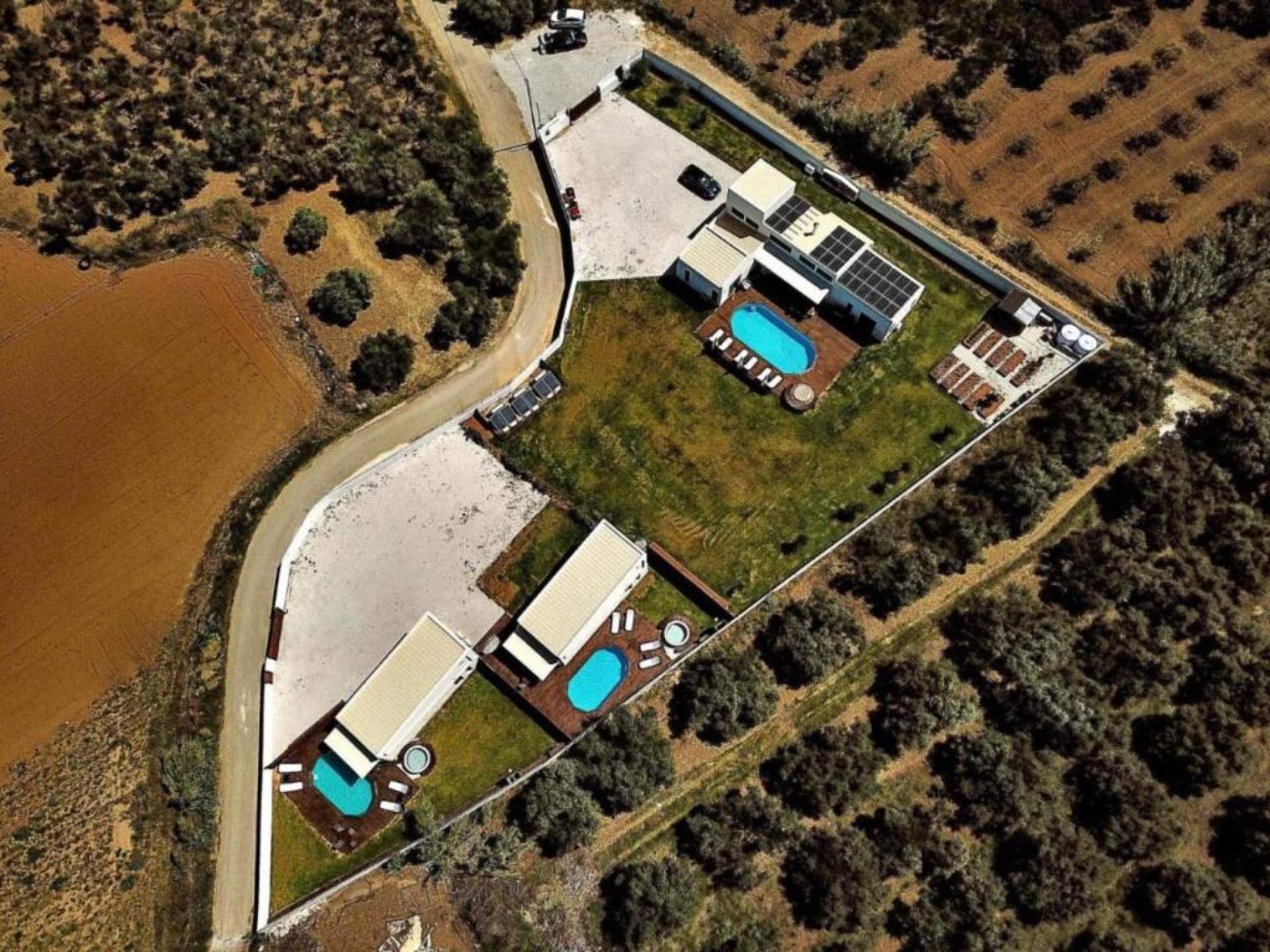Investment Opportunity - Modern Villa Complex with Private Pools – Maleme, Chania — 3