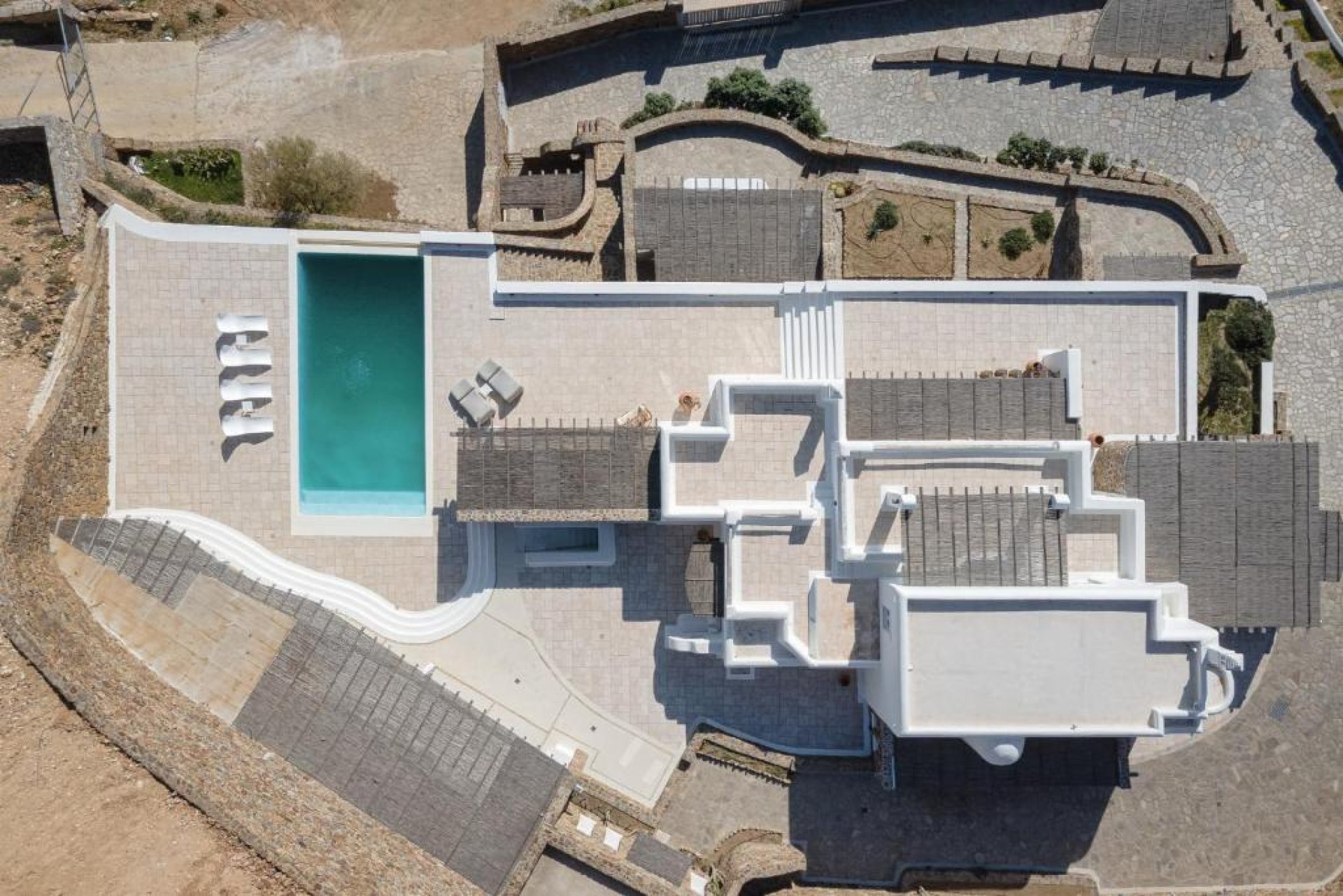 Villa Cynthia – A Cycladic Landmark of Elegance and Authenticity — 1