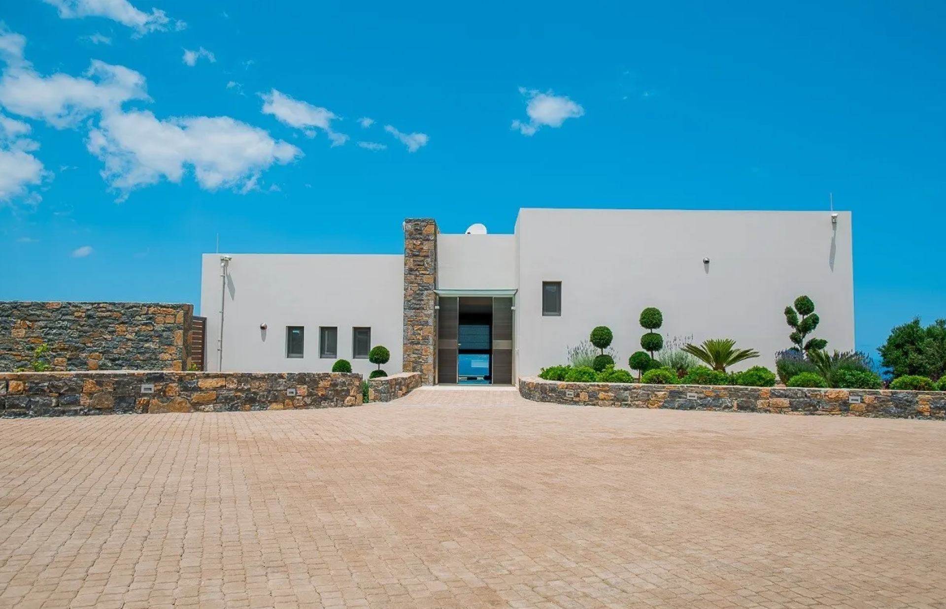 Villa Aurelia – A Mediterranean Masterpiece Overlooking Mirabello Bay — 4