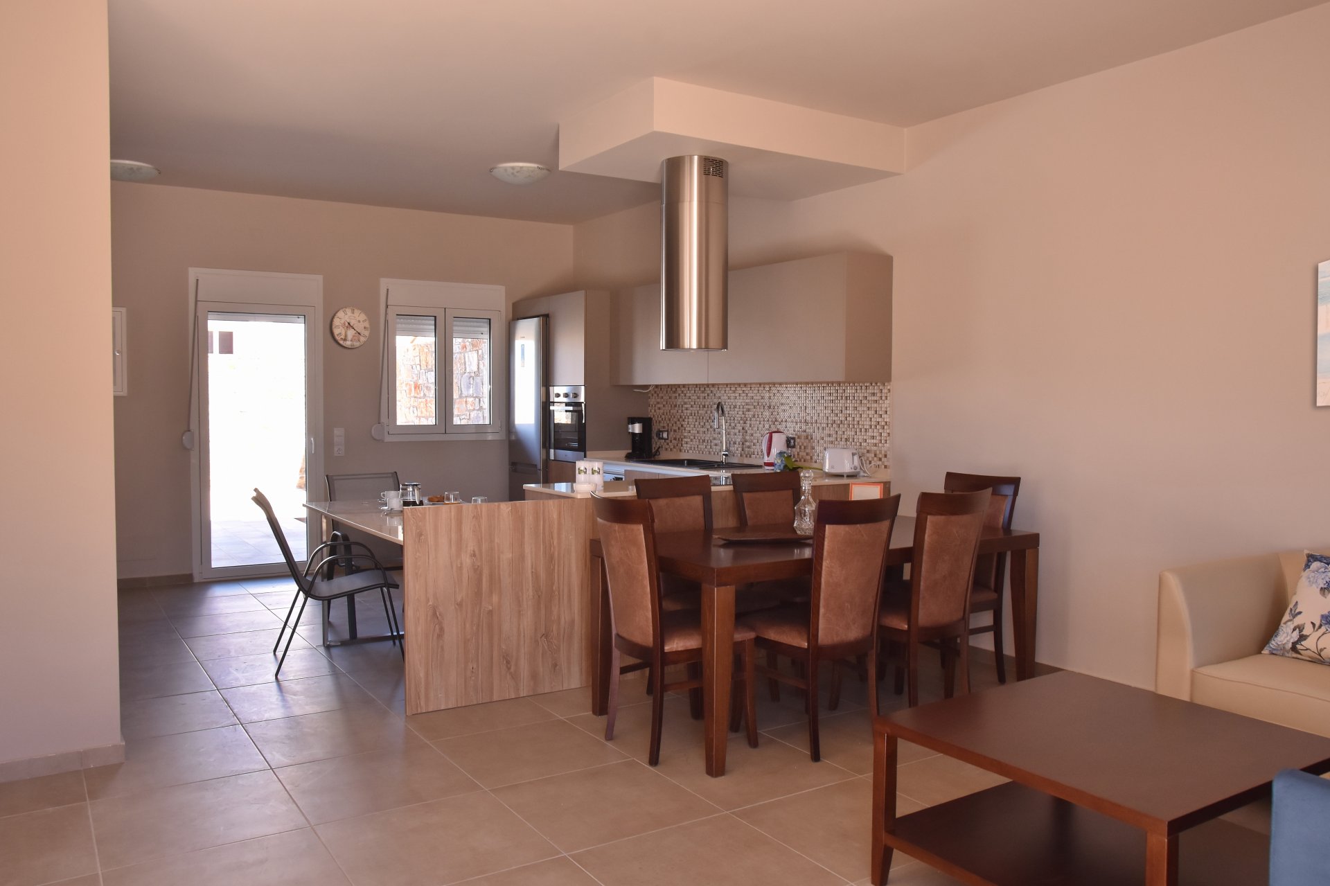 Exclusive 2 Bedroom Villa Offering Sea, Mountain & Garden Views — 4