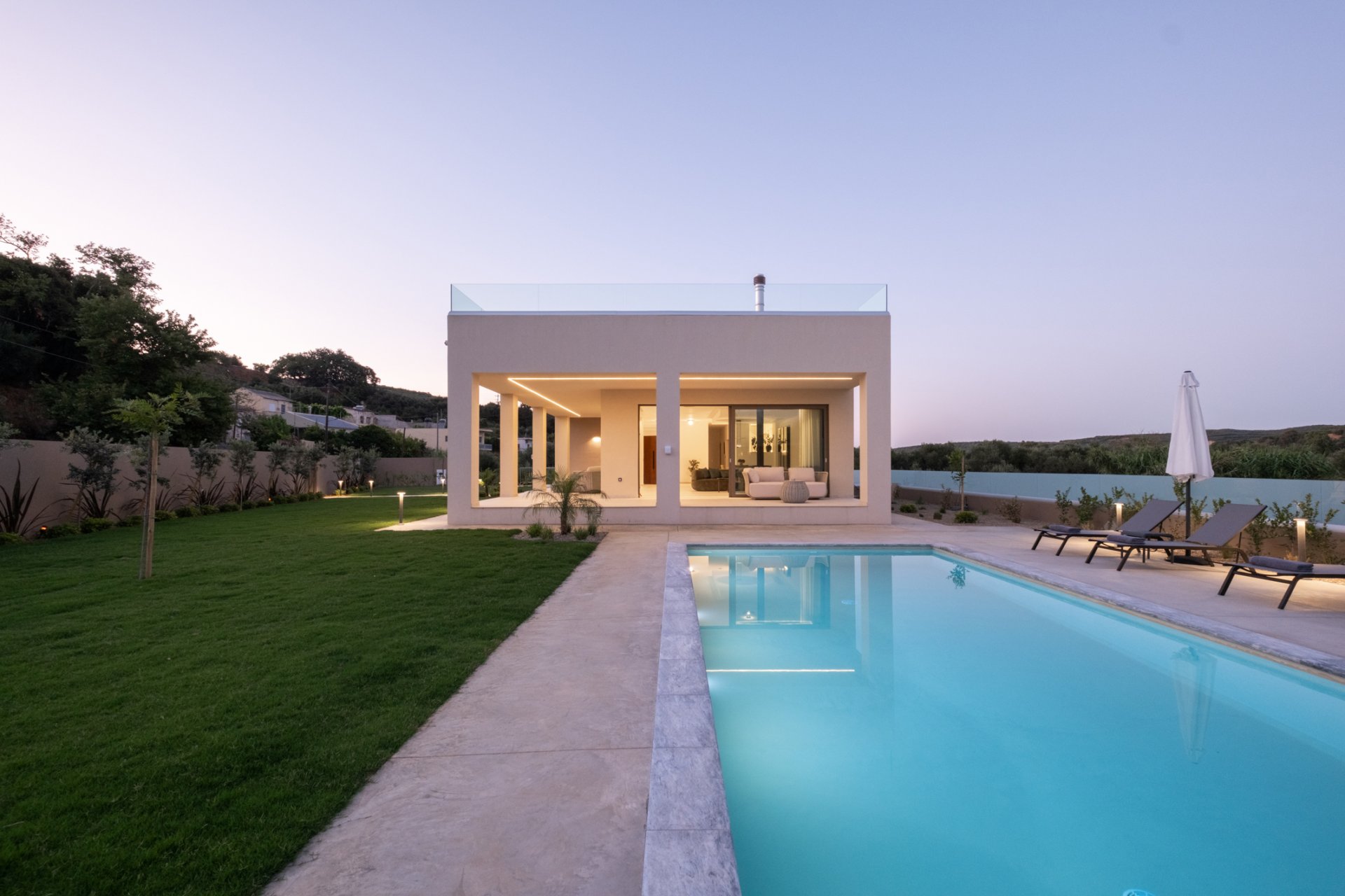 Luxury 4 Bedroom Villa with Panoramic Views and Exceptional Privacy — 5
