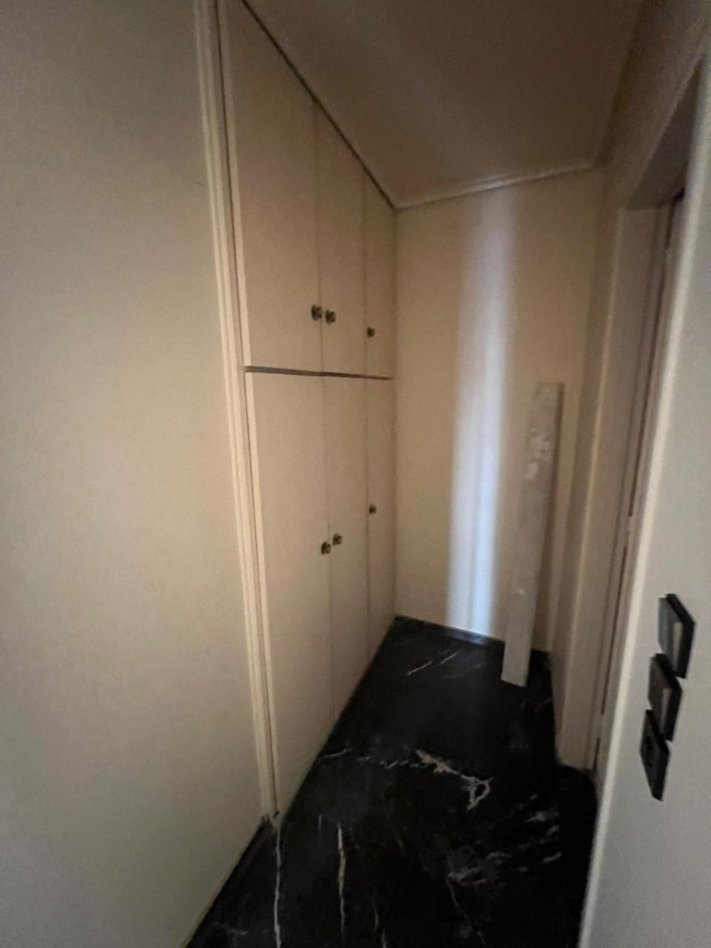 Spacious 3-Bedroom Apartment near the Beach — 2