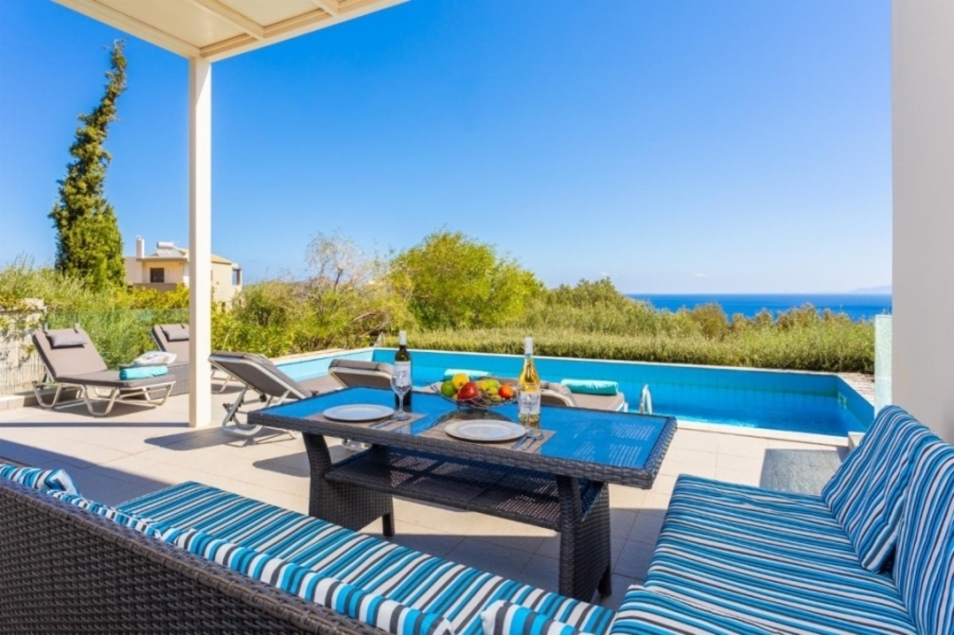 Villa Veyra – Modern Luxury with Panoramic Views of Mirabello Bay — 3