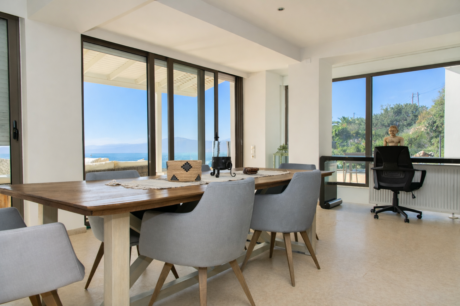 Luxury 3-Bedroom Villa with Infinity Pool – Agios Nikolaos, Crete — 4