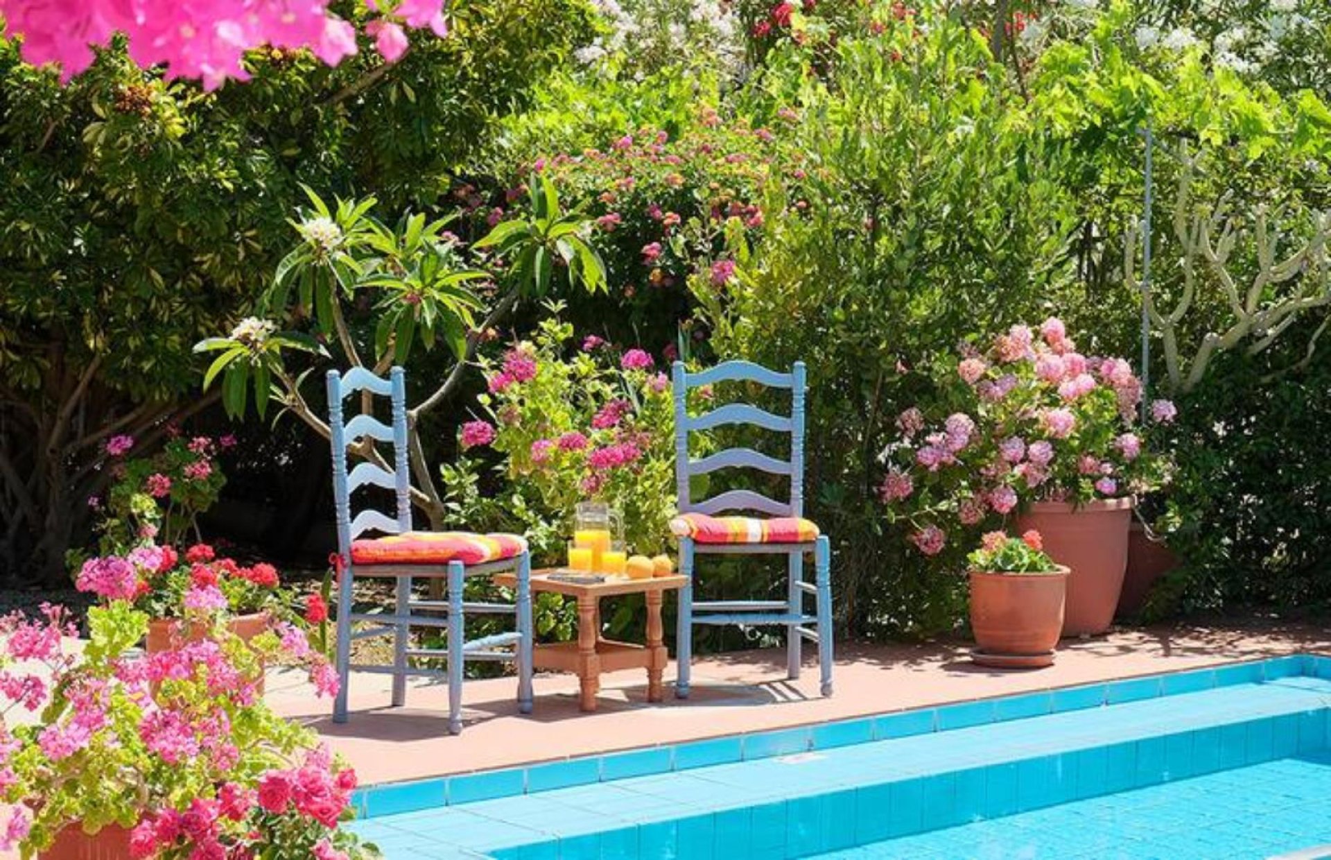 Private Family Villa with Pool Just 2 Minutes from the Beach — 3