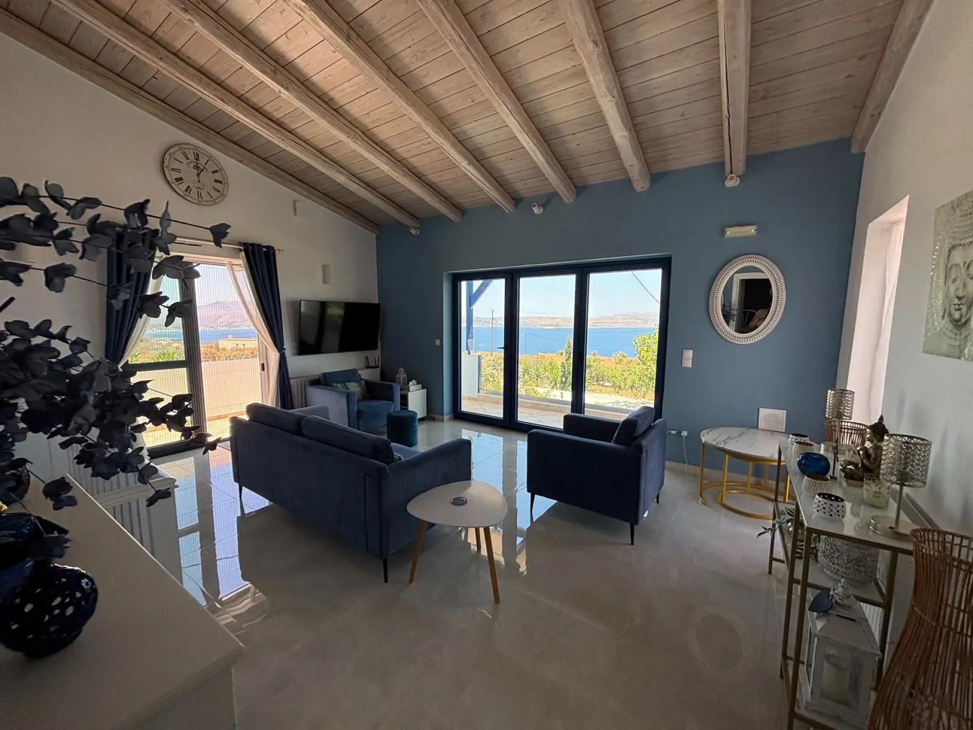 Charming Sea-View Villa in Kokkino Chorio with Mediterranean Character and Pool Access — 5