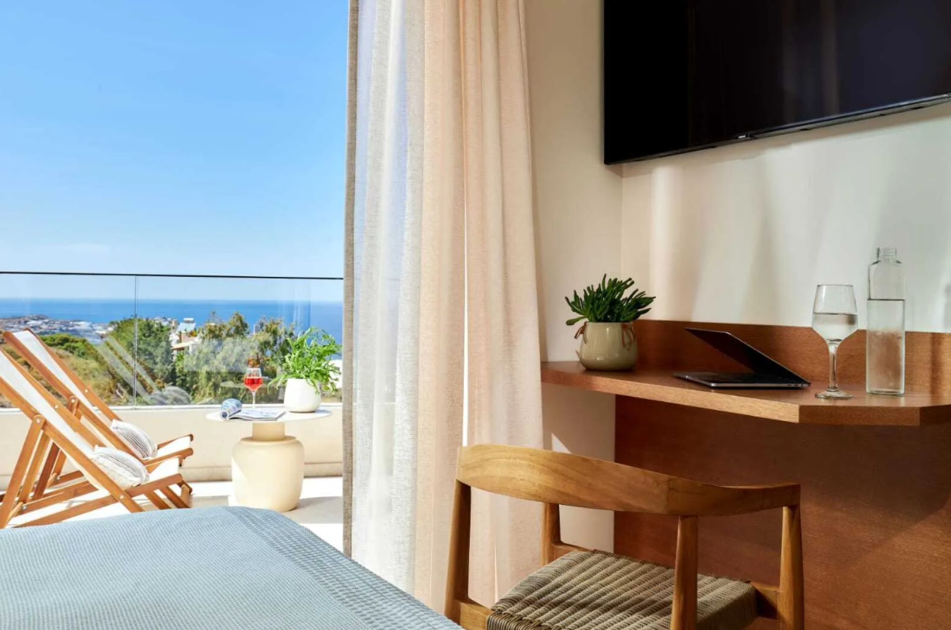Exceptional Villa with Breathtaking Sea View — 4