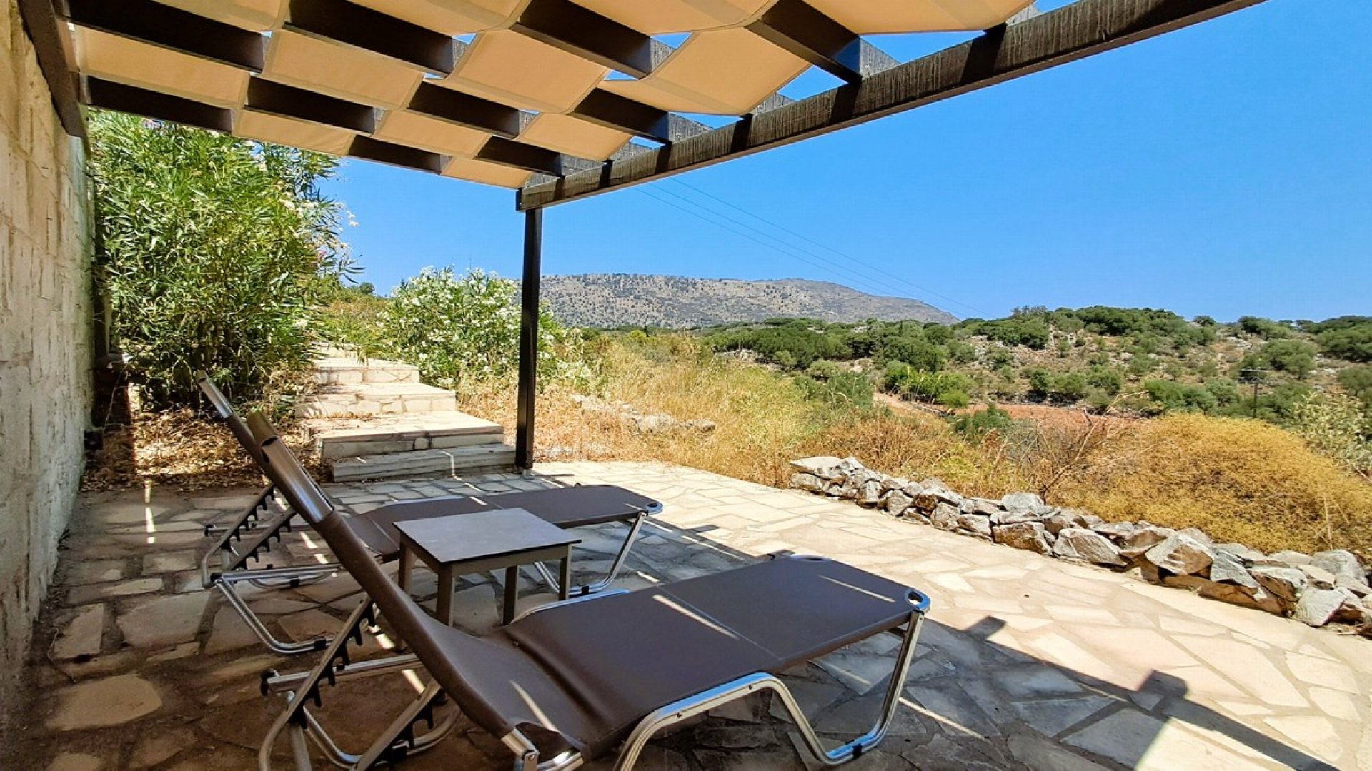 Charming Stone Bungalow with Private Pool — 4