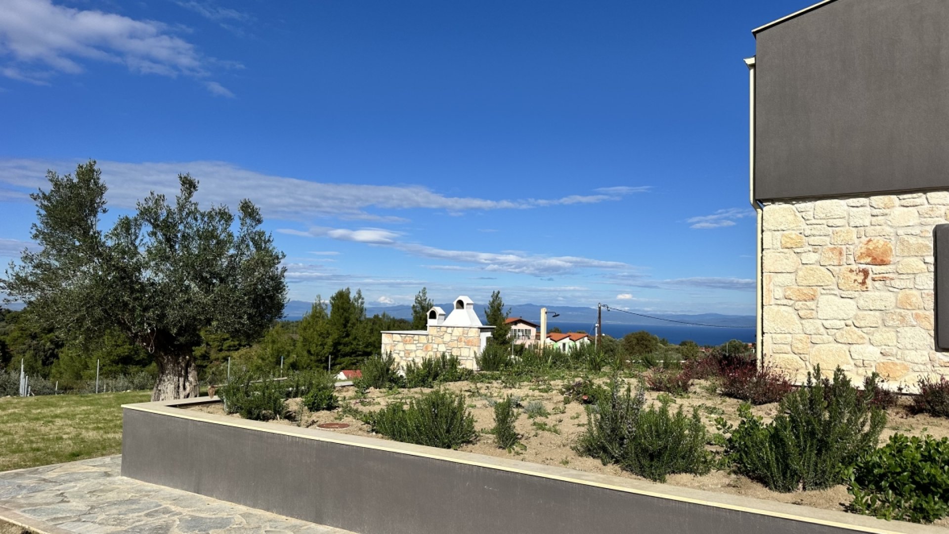 Villa Kriopigi Evergreen – Modern Living Surrounded by Nature — 6