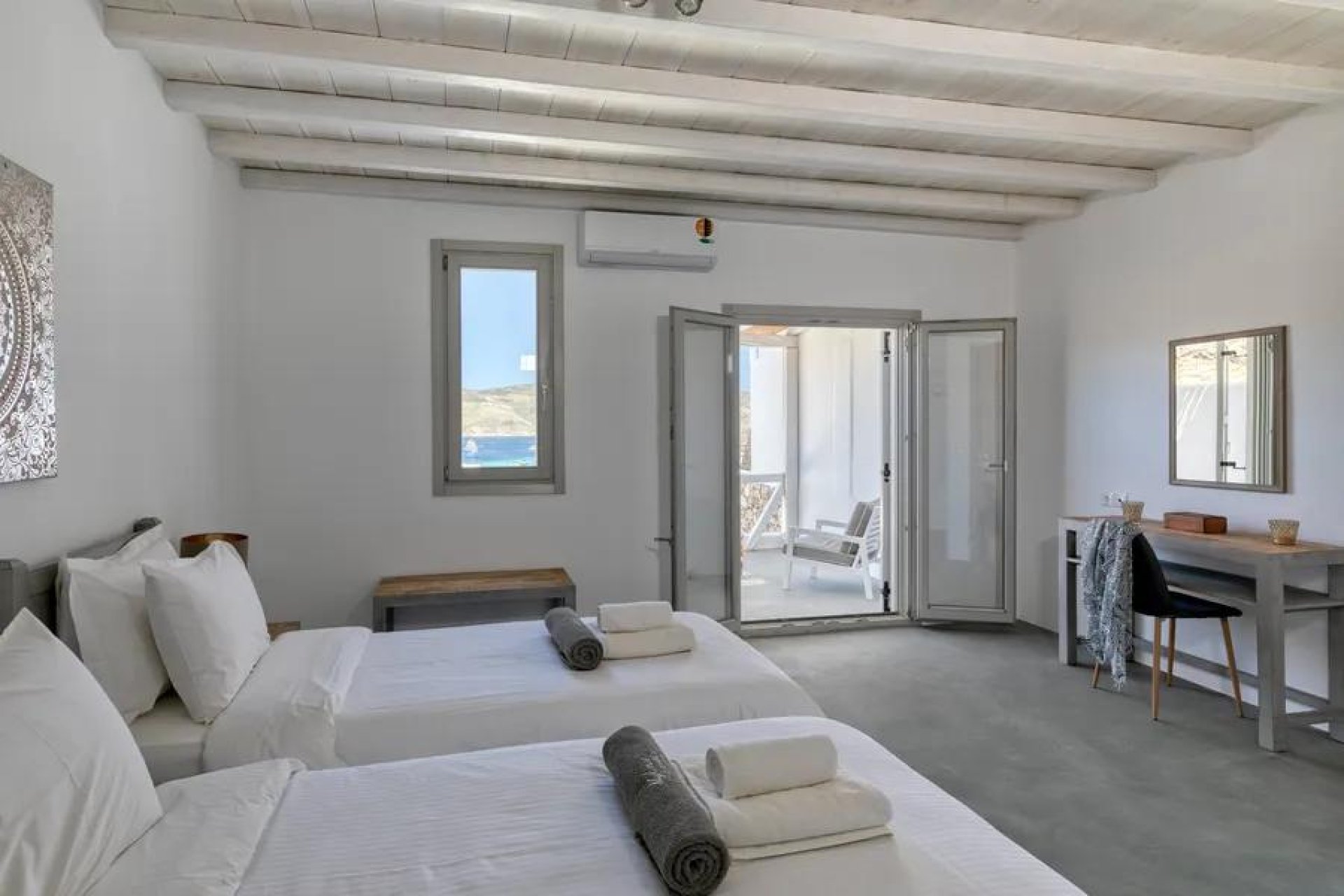 Luxury Villa with Panoramic Aegean Views in Mykonos — 6