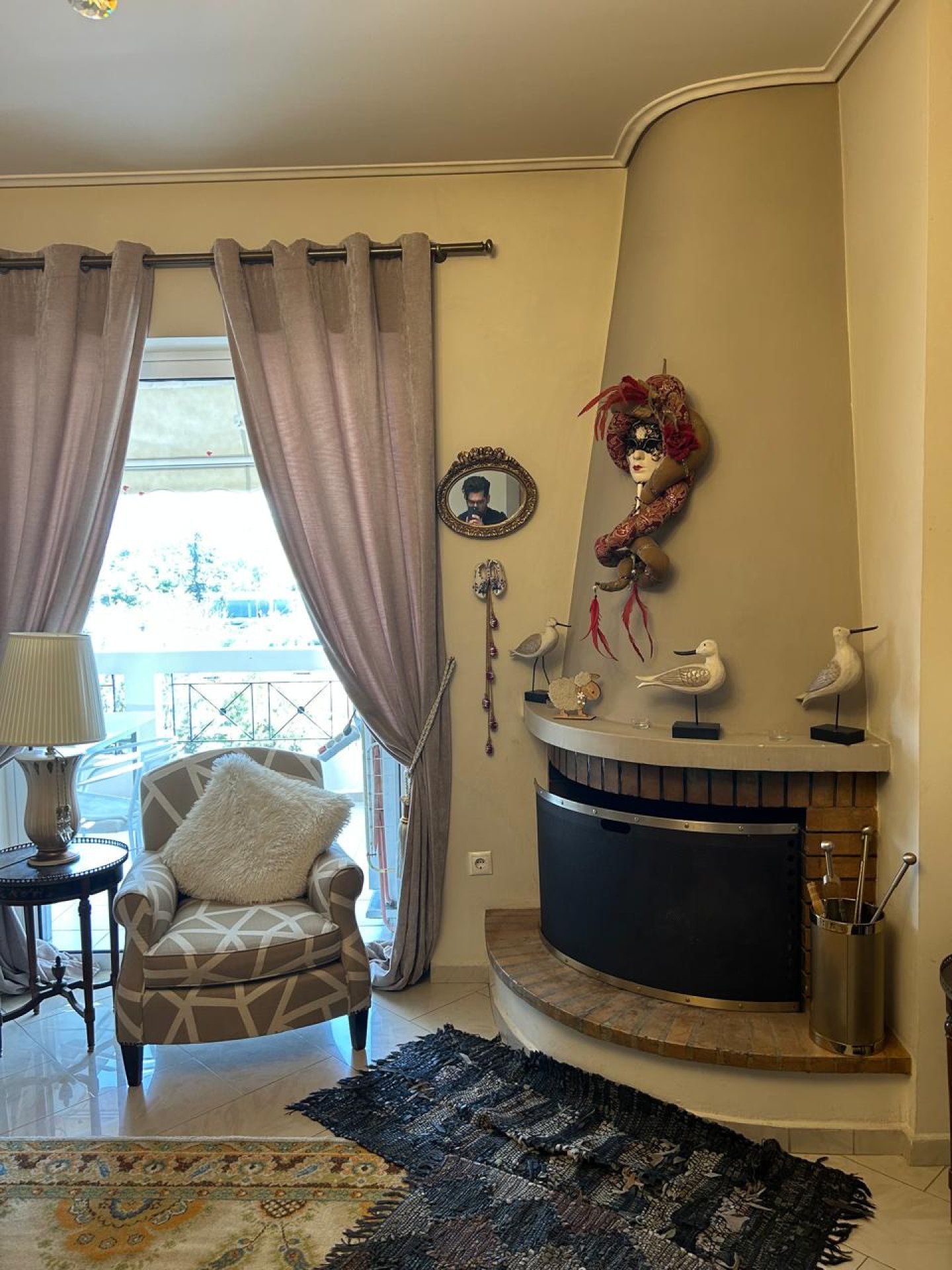 Bright 3-Bedroom Penthouse | 75m from Metro of Alimos — 1