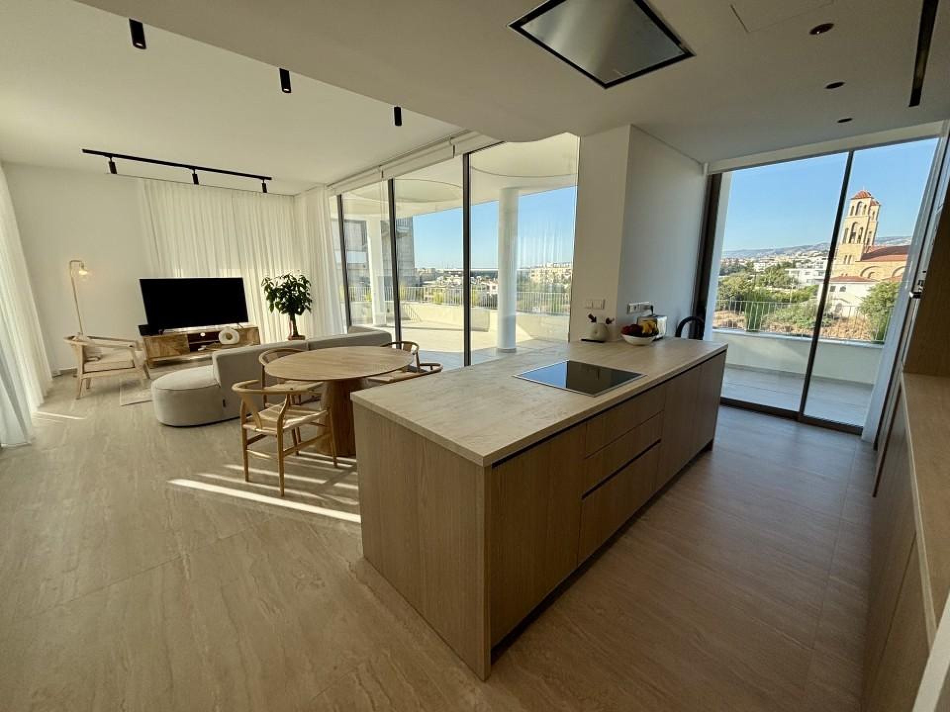Brand New Luxury 3 Bedroom Penthouse in Kato Paphos — 2