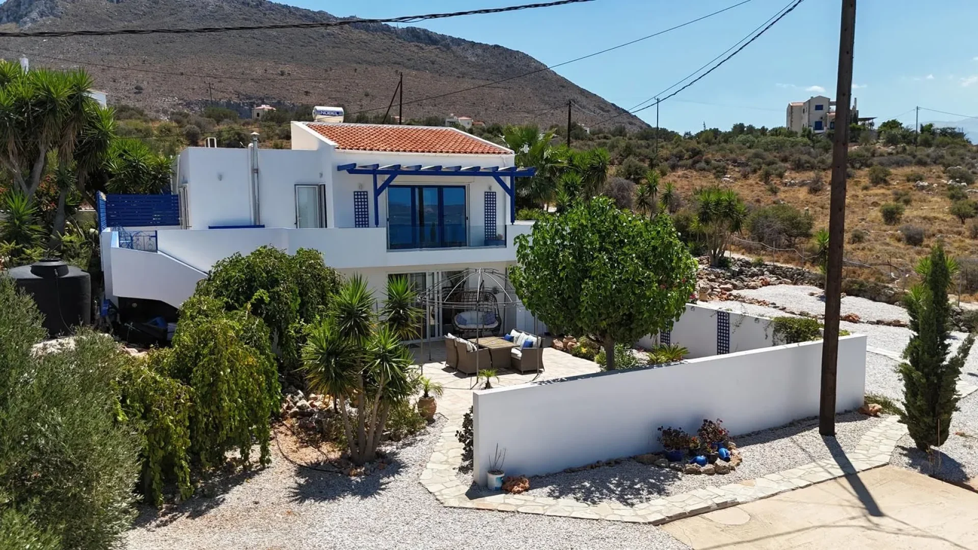 Charming Sea-View Villa in Kokkino Chorio with Mediterranean Character and Pool Access — 4
