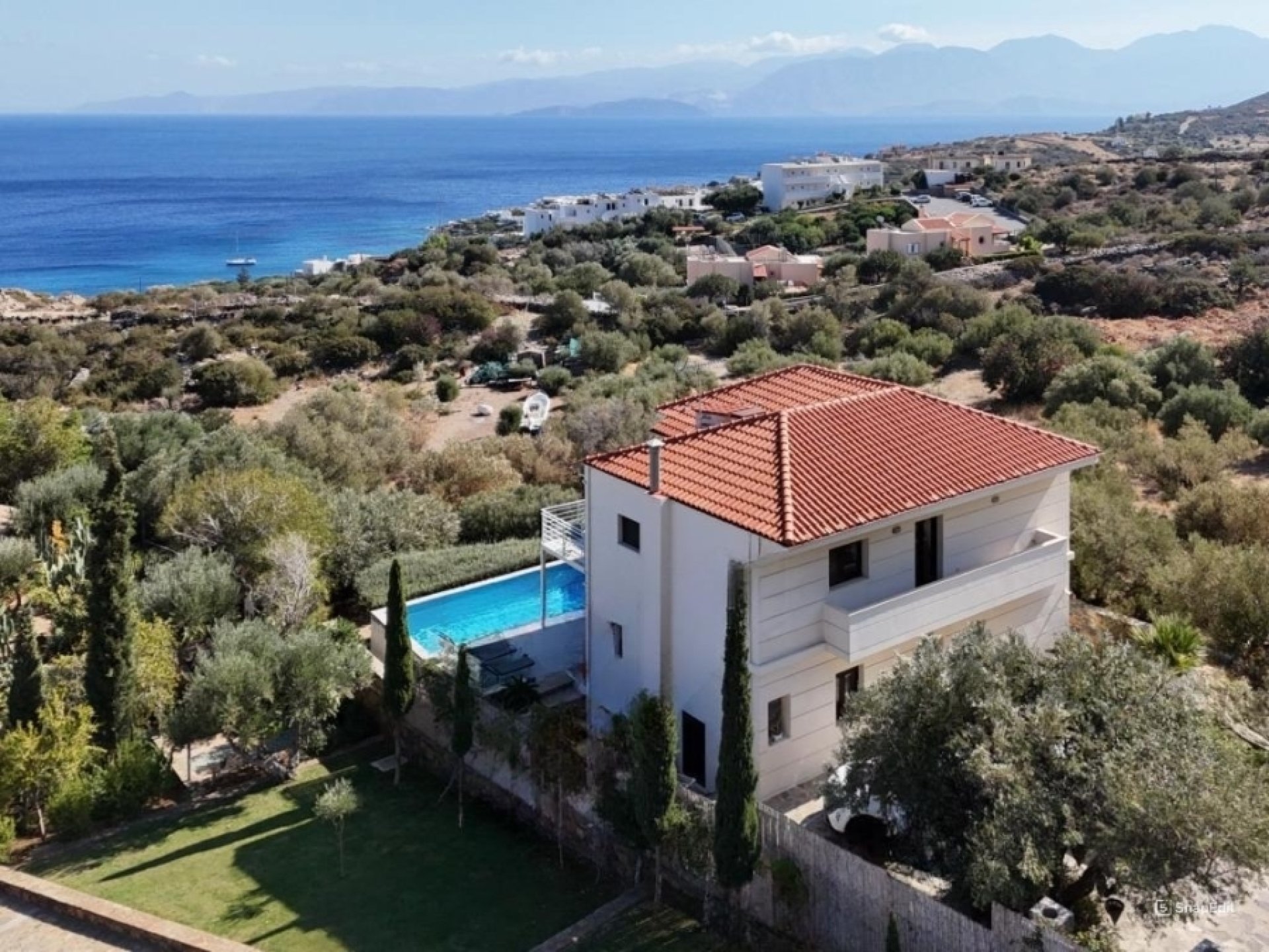 Villa Veyra – Modern Luxury with Panoramic Views of Mirabello Bay — 1