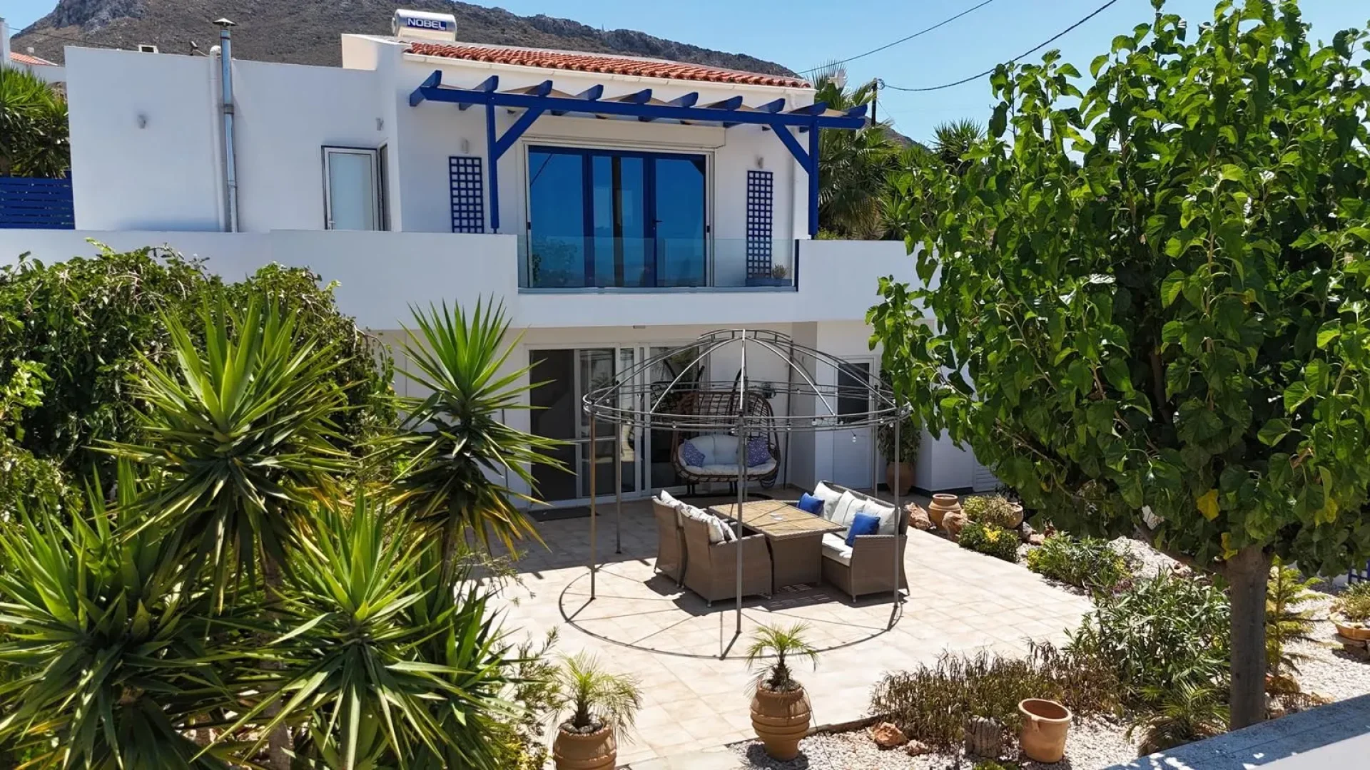 Charming Sea-View Villa in Kokkino Chorio with Mediterranean Character and Pool Access — 2