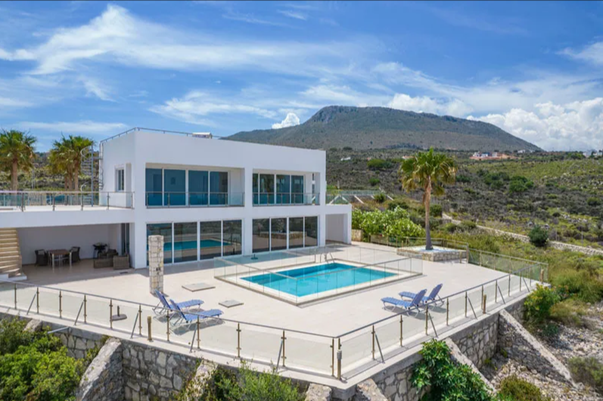 Seaview Modern Villa in Chania — 4