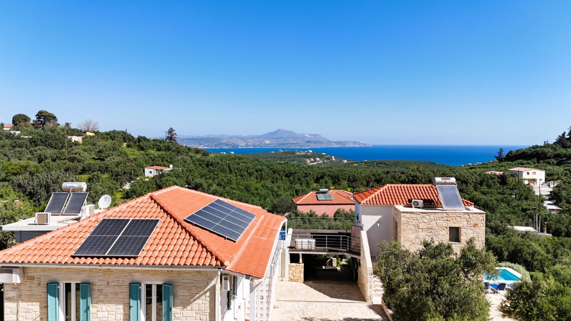 Private Stone Estate with Dual Residences & Pools in a Serene Cretan Setting — 5
