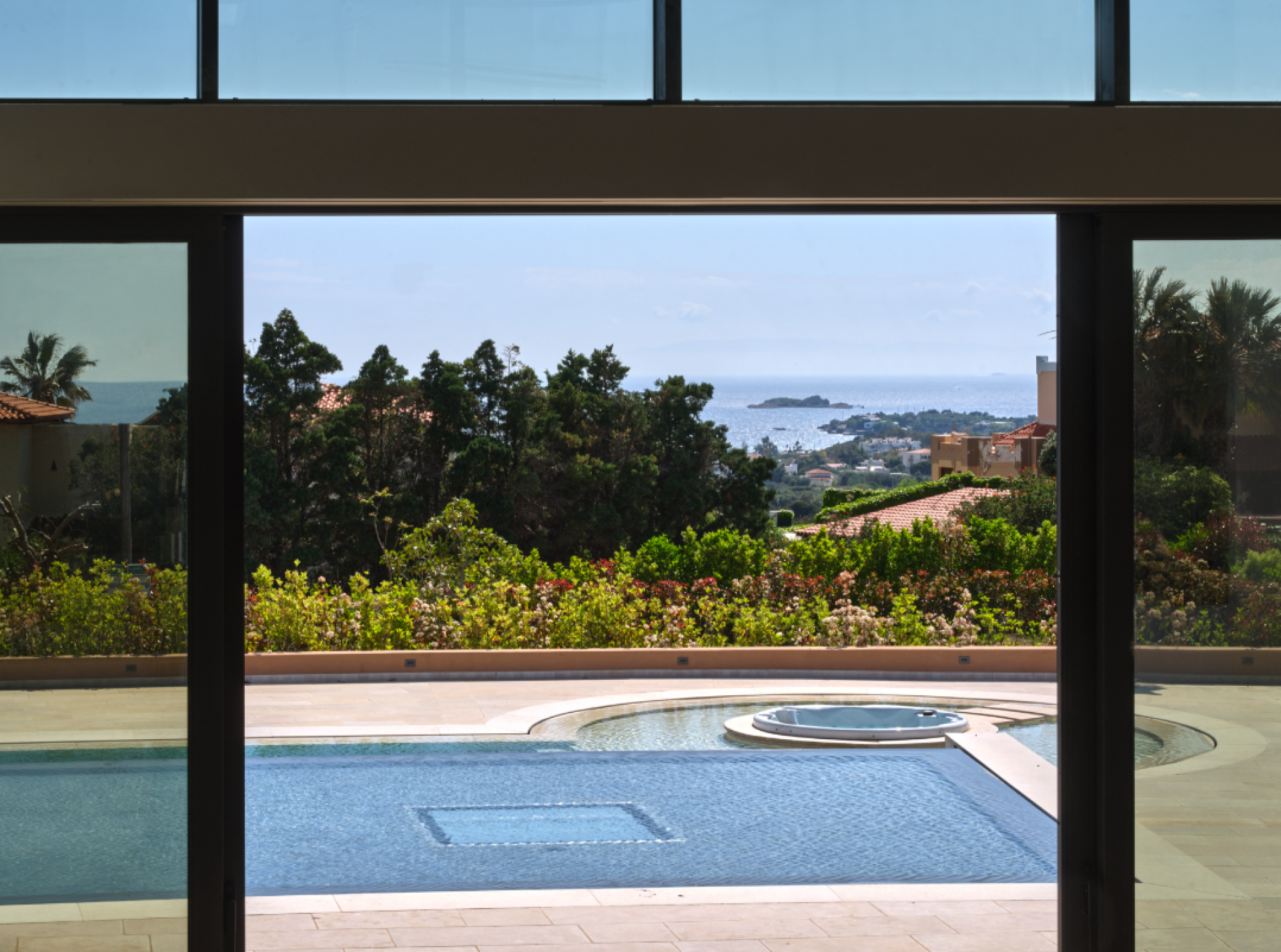 A Modern Masterpiece in the Athenian Riviera — 1