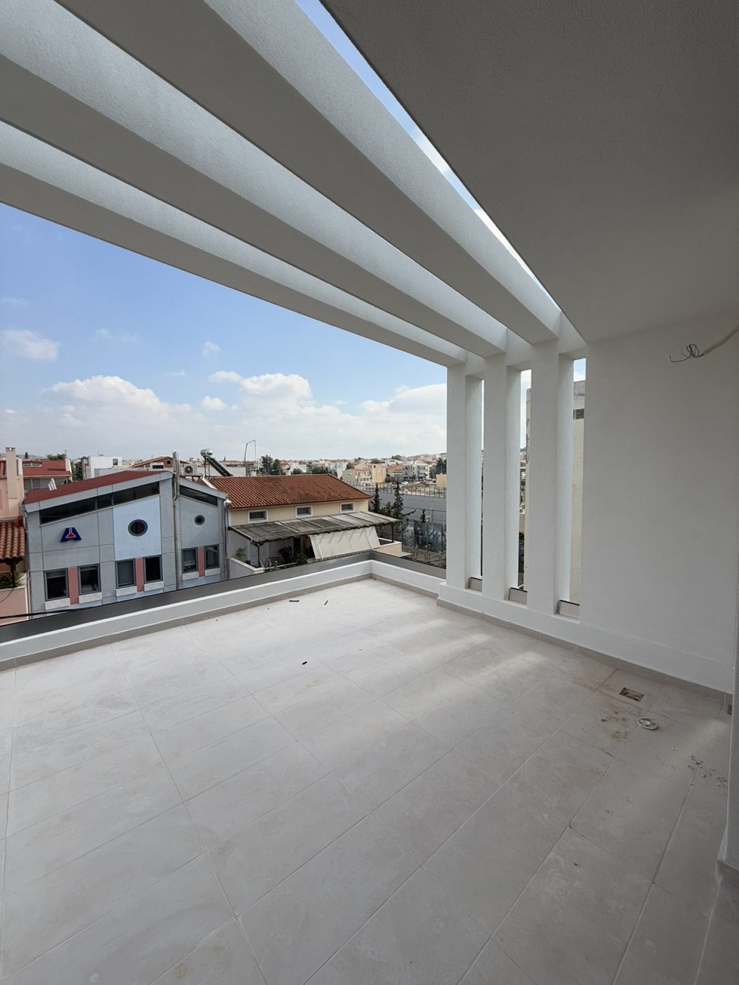 Elegant 3-bedroom loft with bright interiors, refined finishes, and a peaceful atmosphere. — 3