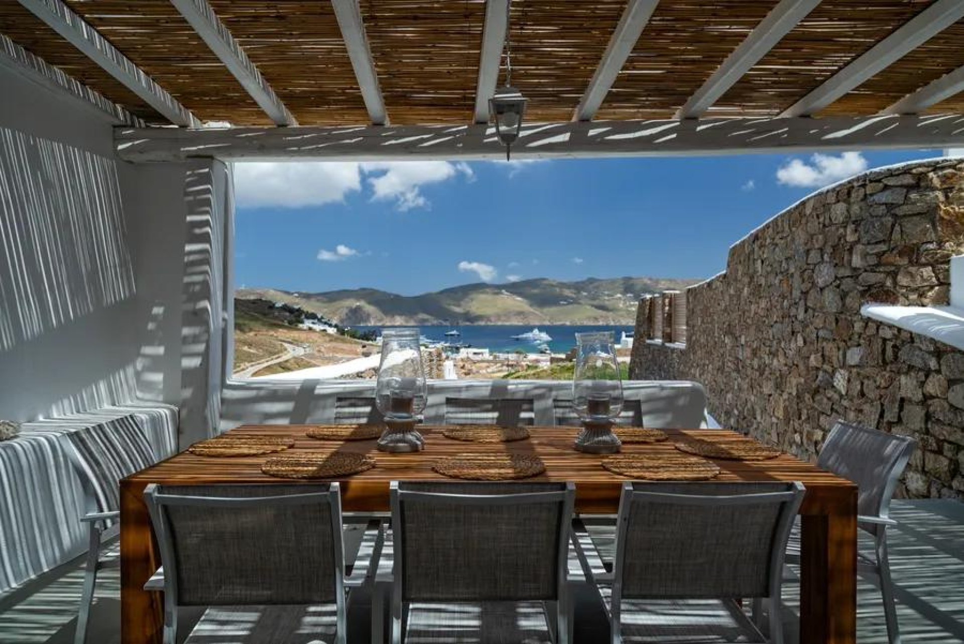 Luxury Villa with Panoramic Aegean Views in Mykonos — 2
