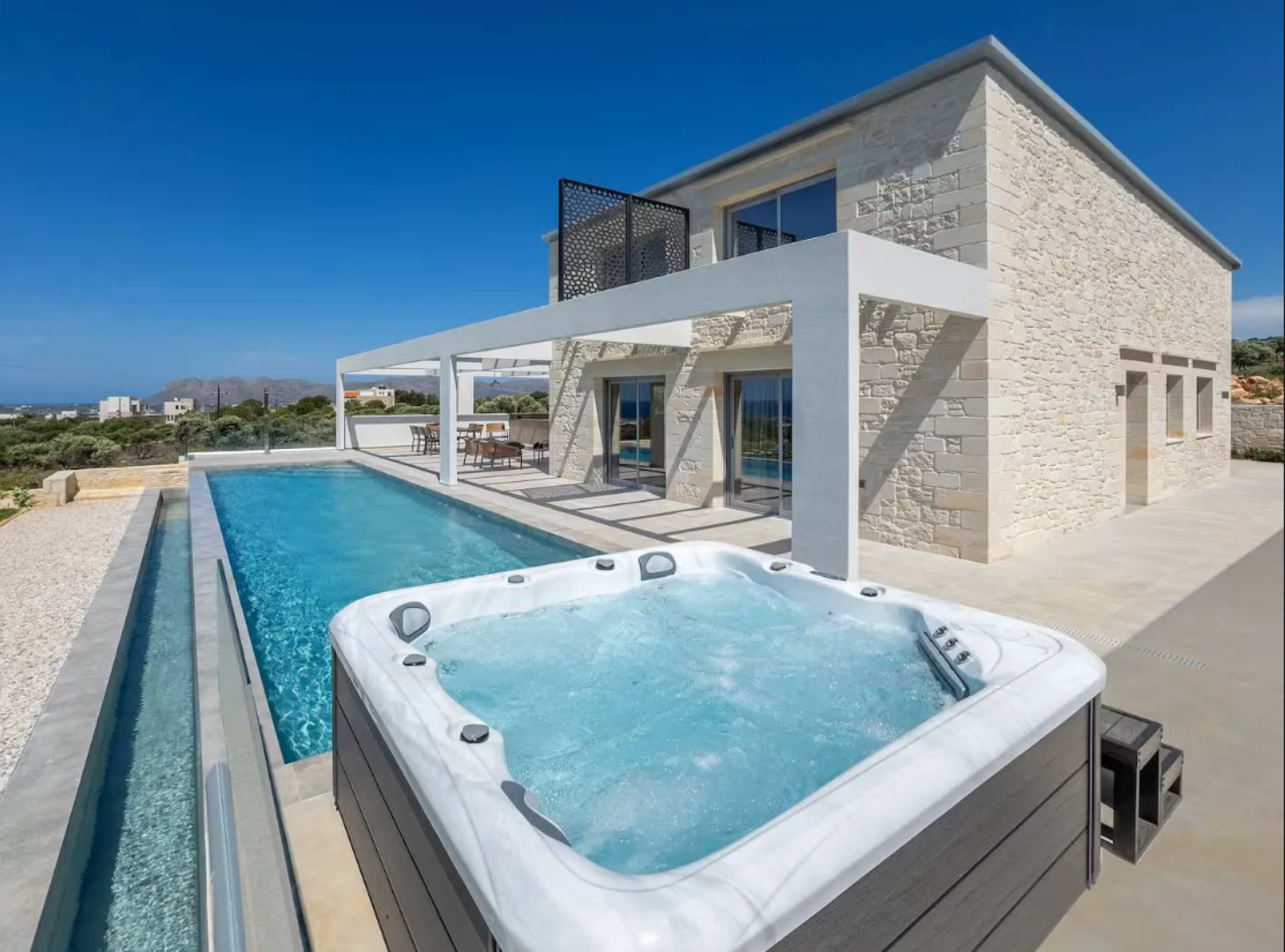 Contemporary Newly Built Seaview Villa — 4