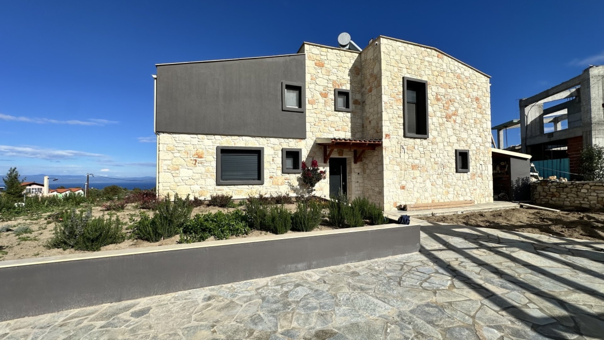 Villa Kriopigi Evergreen – Modern Living Surrounded by Nature — 2