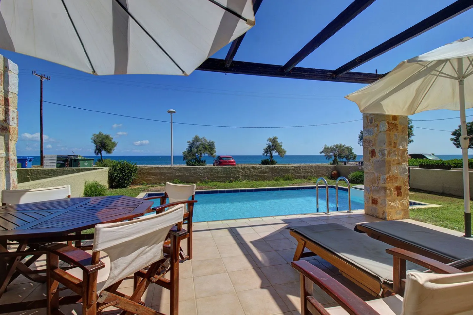 Charming Seafront Residence in Platanias Chania — 2