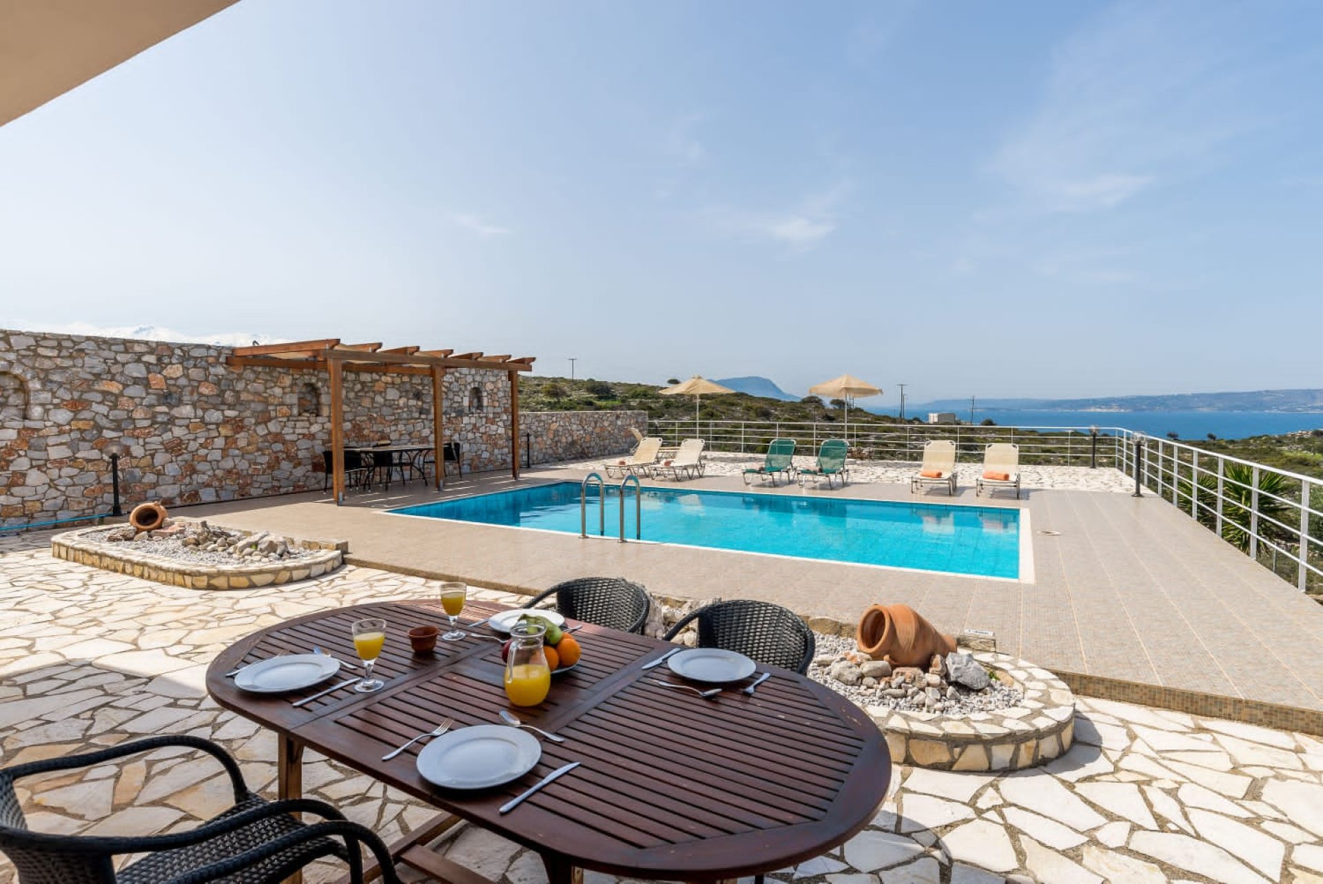 A Peaceful 3 Bedroom Villa with Beautiful Sea Views — 2