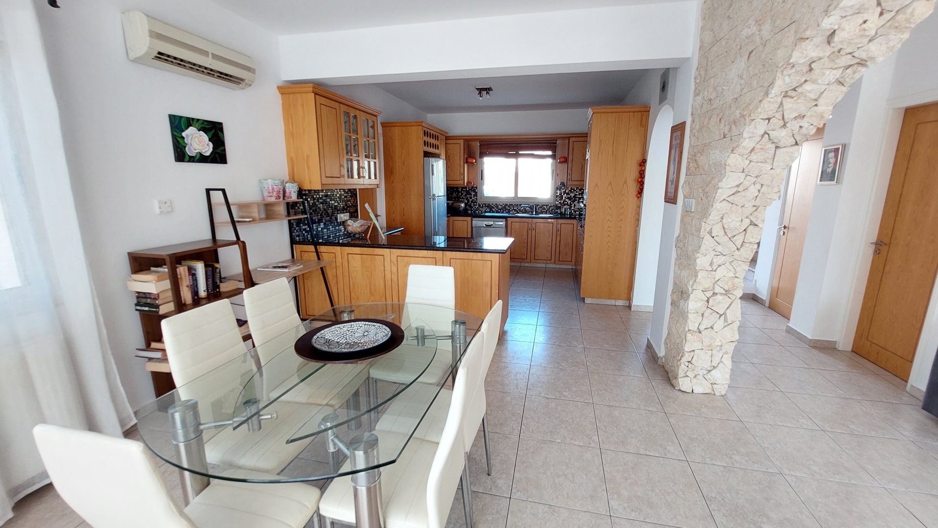 A Ready‑to‑Enjoy Villa with Pool and Garden Ideal for Living, Investing or Holiday Escapes — 4