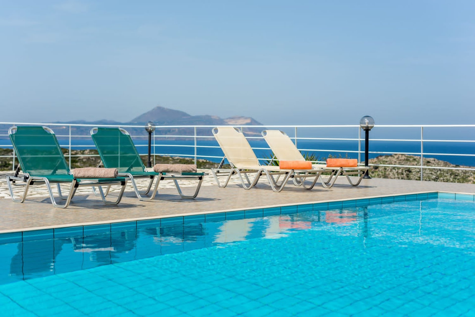 A Peaceful 3 Bedroom Villa with Beautiful Sea Views — 5