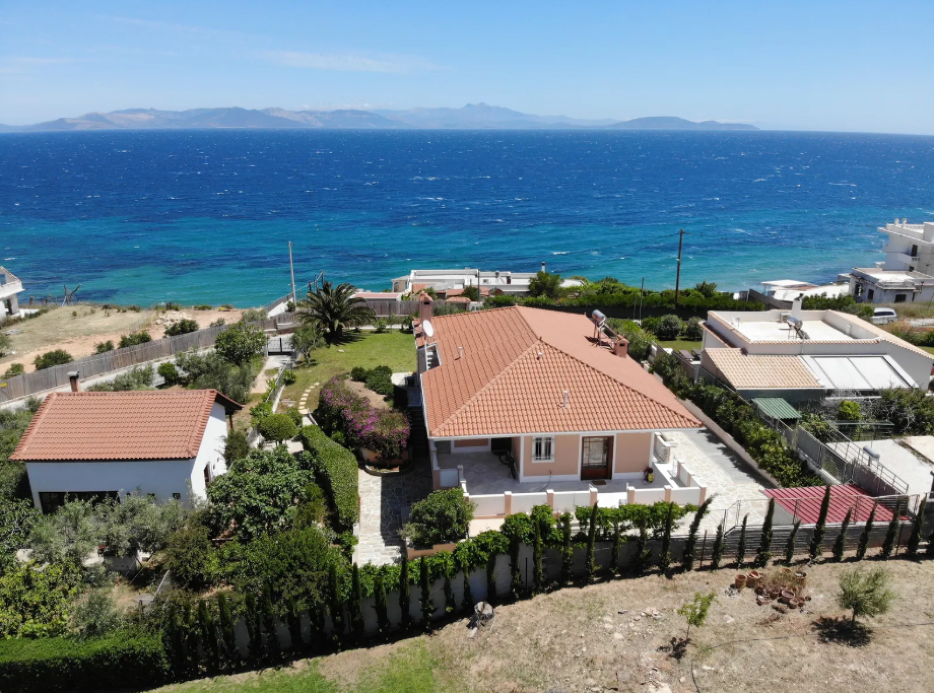 4-Bedroom Villa with Sea View & Spa Room — 1