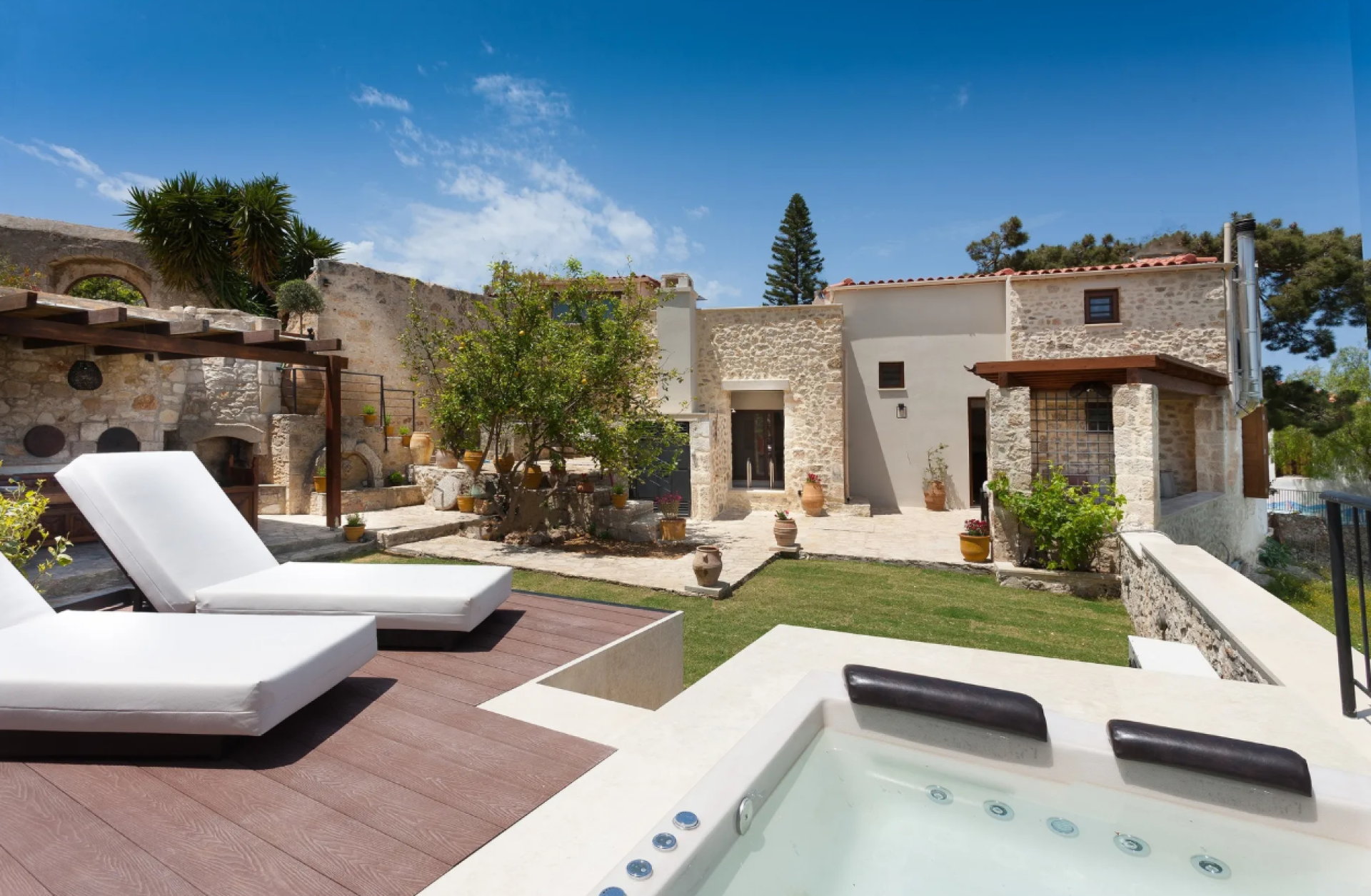 Restored 17th-Century Heritage Residence | 3 Bedrooms with a Private Pool — 1
