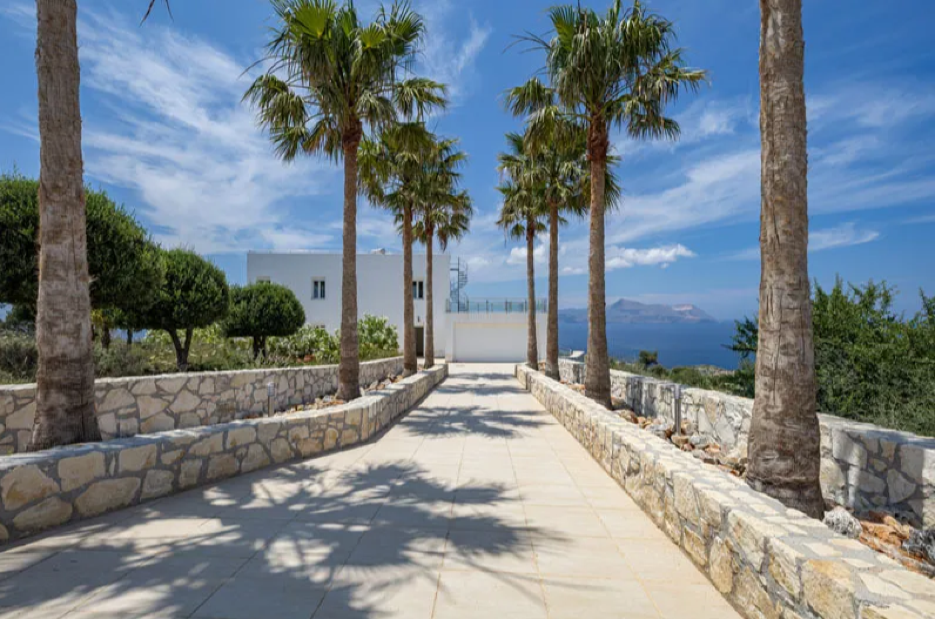 Seaview Modern Villa in Chania — 5