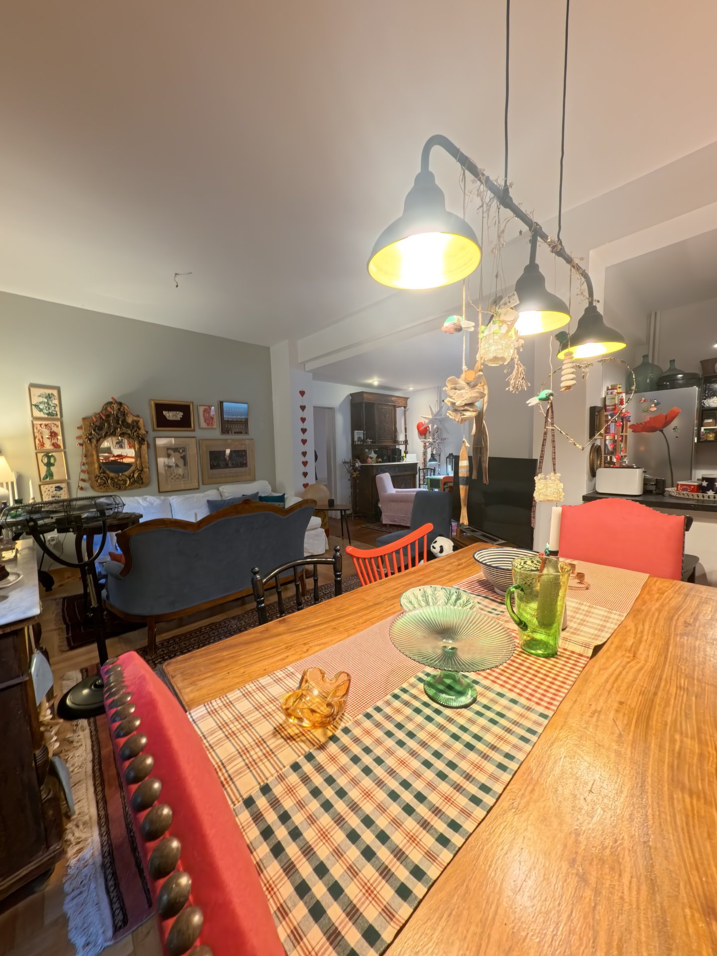 Elegant Renovated 2-Bedroom Apartment in Prime Kolonaki, Steps from Lycabettus — 5